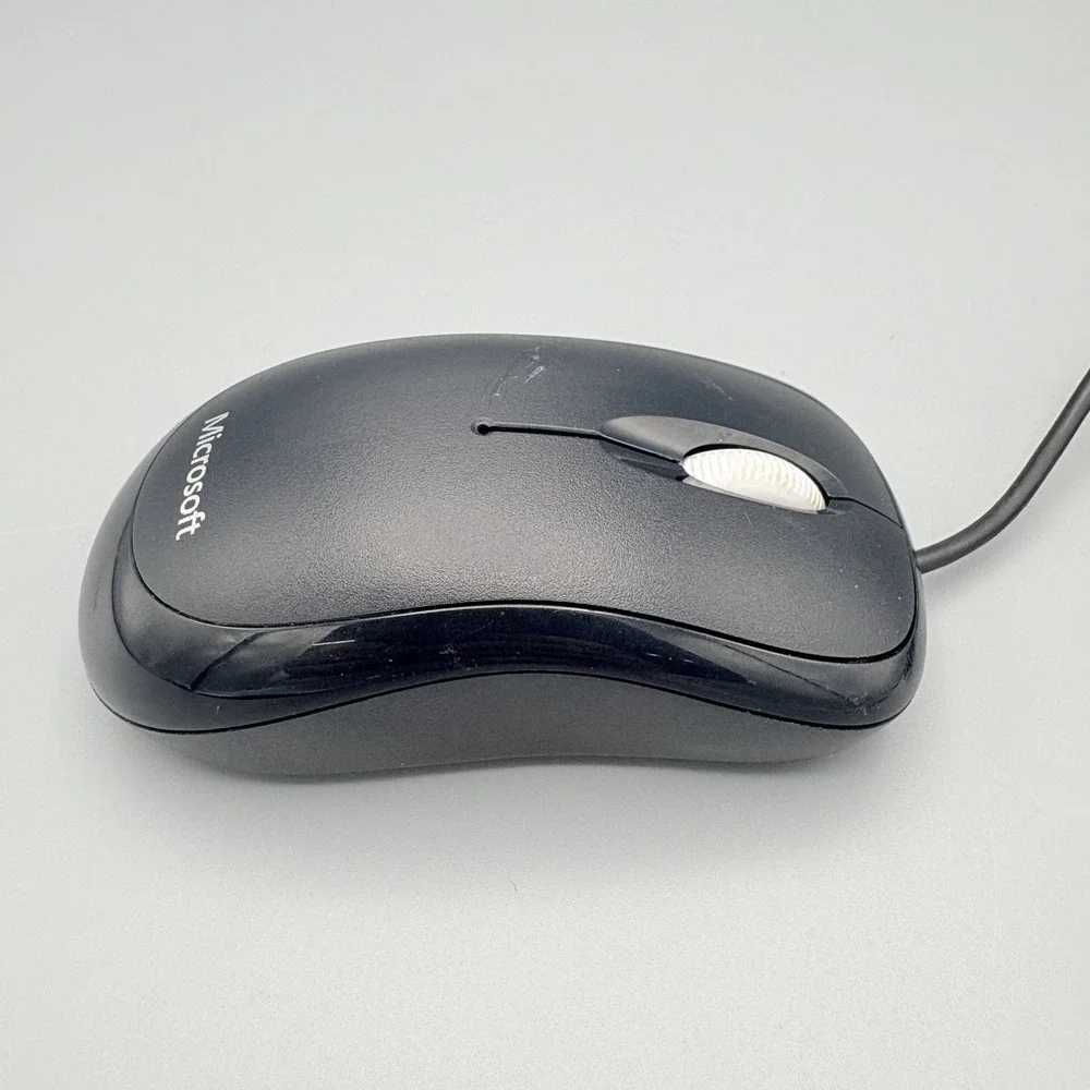 OEM Microsoft Basic Optical‎ Black Mouse V2.0 USB Model: 1113 Works